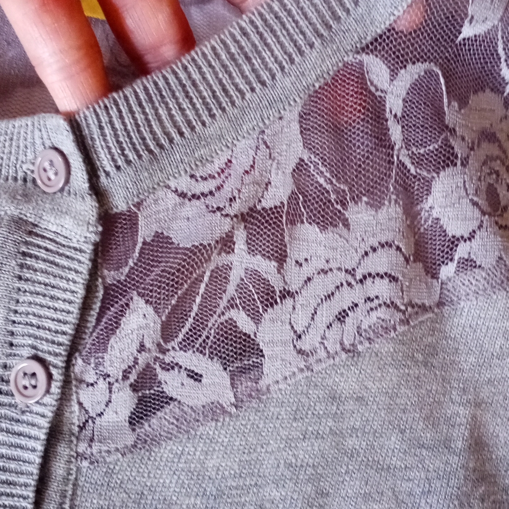 Sweater - Picture 2 of 4